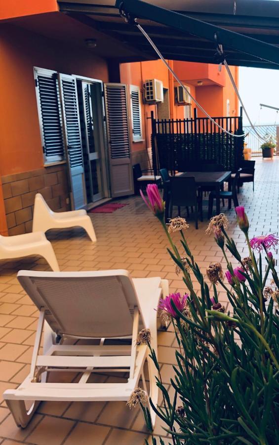 Casa Vacanze Kristel Balestrate Exterior foto