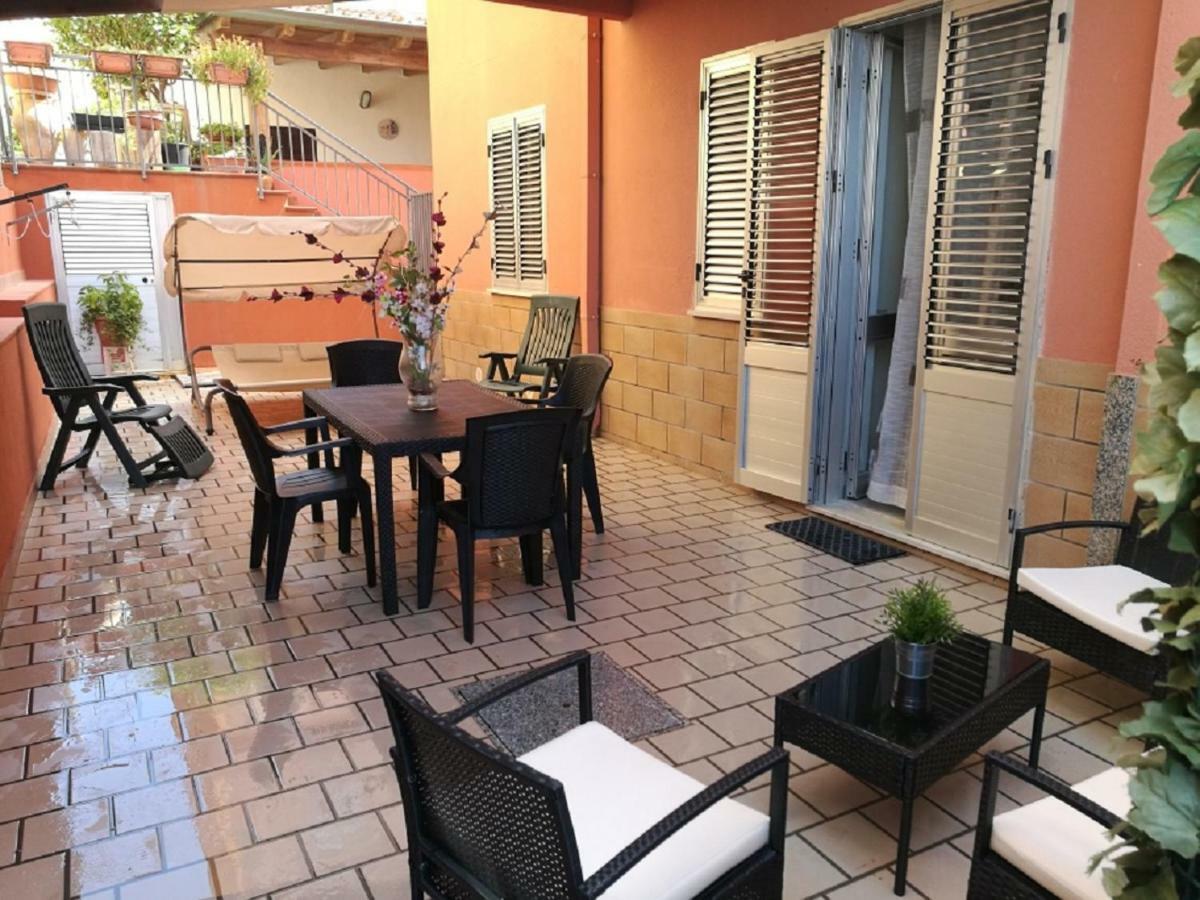 Casa Vacanze Kristel Balestrate Exterior foto